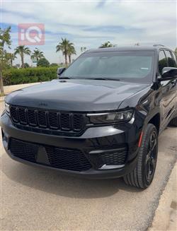 جیپ گراند شیرۆکی